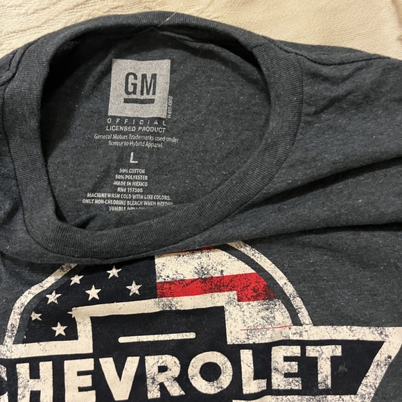 new with tags! Americana Chevrolet men's t shirt - Picture 4 of 5